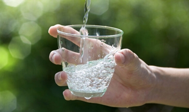 Природная артезианская вода или минеральная вода: Что выбрать?